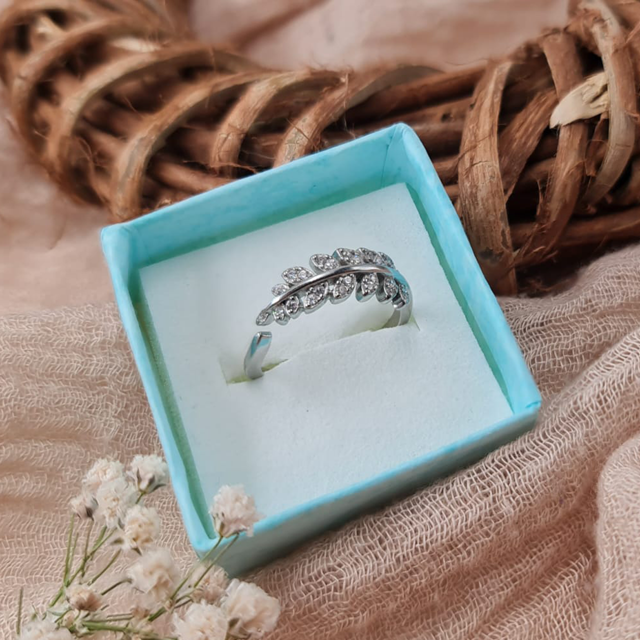 925 Sterling silver leaf diamond ring